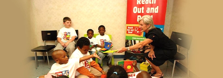 HHS Secretary Kathleen Sebelius visits Park Pediatrics